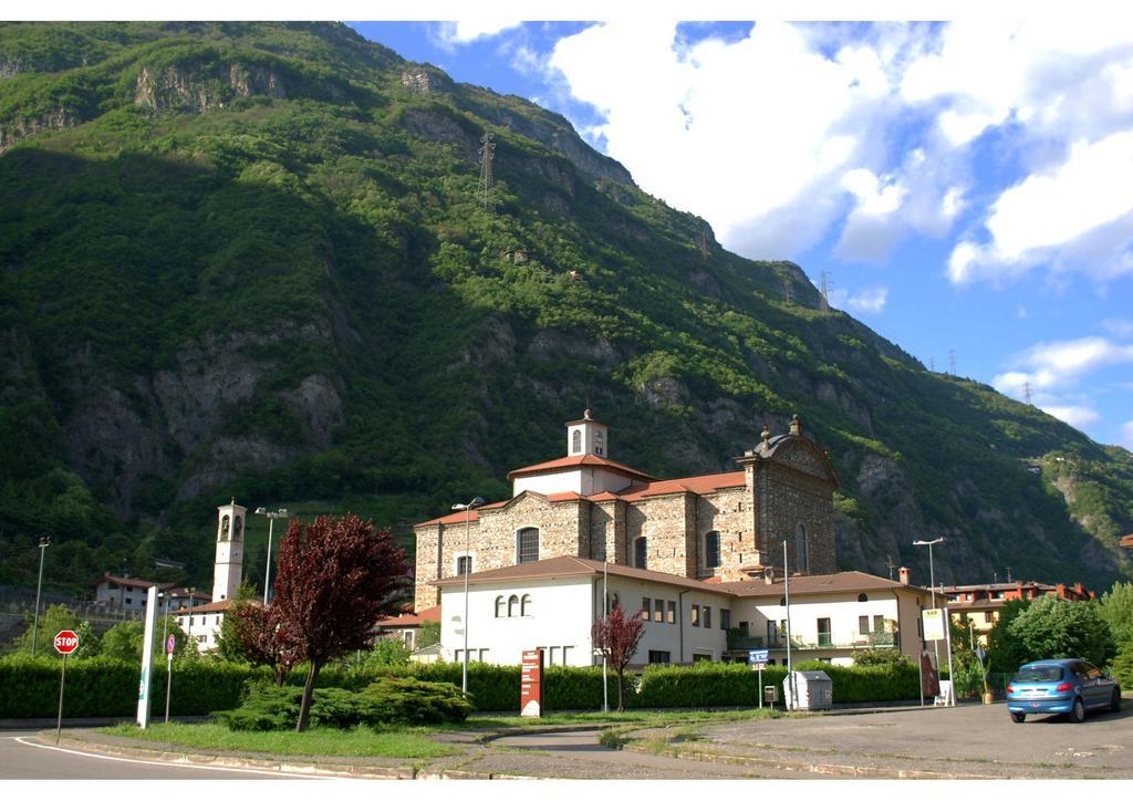 B&B I Viandanti Piancogno Exterior foto